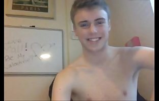 Hottie Boy Looking for Valentines Date Cums on Cam - more at - Gay ...